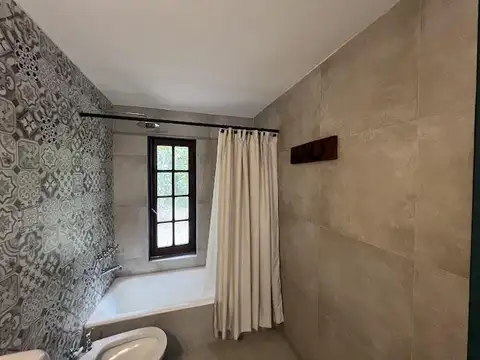 Casa en Alquiler Temporal - 7 Ambientes en Open Door, Ruta 6