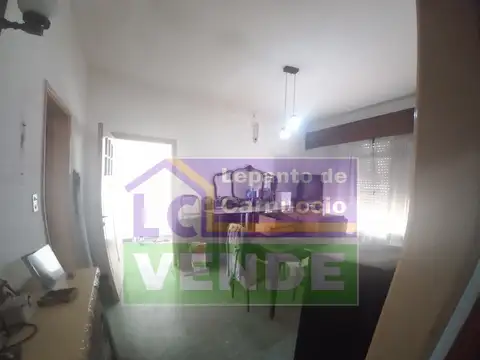 ¡VENTA CASA EN LOTE DE 10 x 43,30 MTS FRENTE AL HOSPITAL ITALIANO EN SAN JUSTO! SOBRE AVENIDA ARIETA