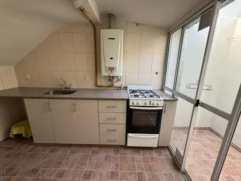 Depto Tipo Casa en Venta de 3 ambientes