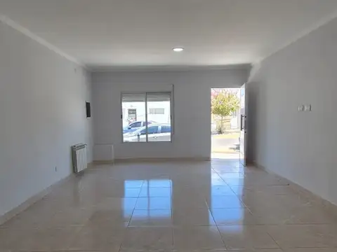 Casa en Venta en Bahia Blanca, USD 140.000