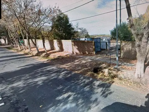 Lamadrid 700