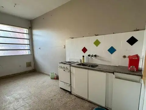 Casa 3 ambientes con 2 baños