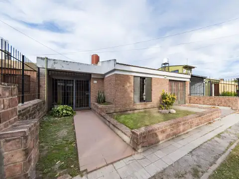 Vendo casa en Marcos Sastre, 3 dormitorios, ideal familia
