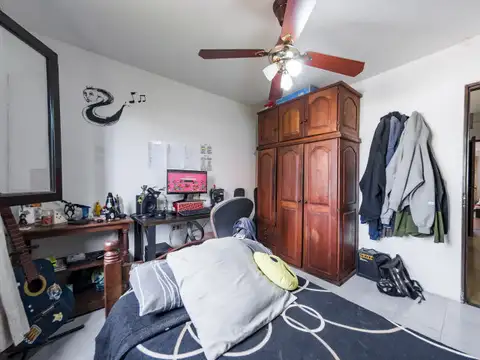 Casa 5 ambientes con 1 baño