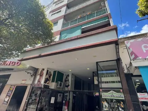 Departamento de 2 ambientes en el centro de Quilmes