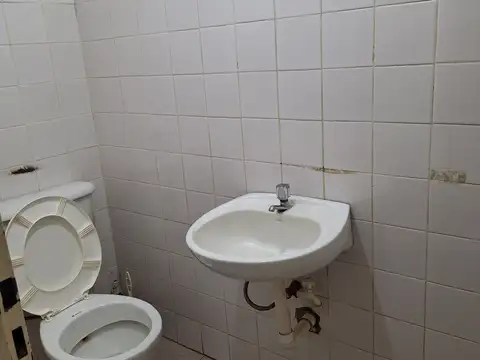 Local en Alquiler Via Púb.