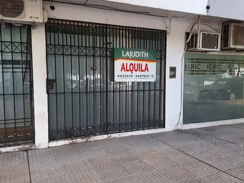 Local en Alquiler Via Púb.