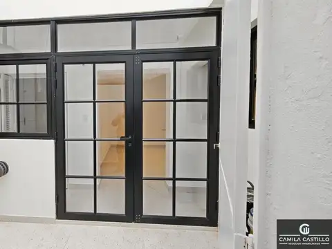 PH 3 ambientes, reciclado a nuevo con terraza propia.