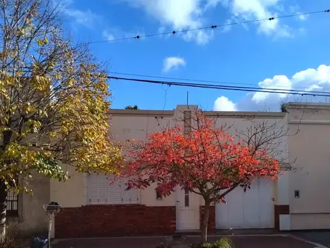 Venta de Propiedad en calle Thames al 1000 Baradero