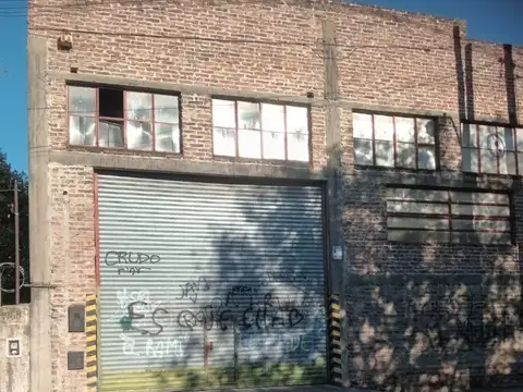 Galpon en Venta en Castelar, USD 120.000