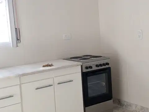 Irala 1800, Piso 1