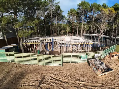 Casa 4 ambientes con 3 baños