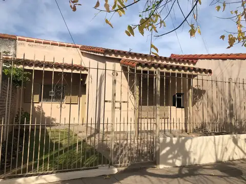 Casa en VENTA. Barrio Textil. Hudson