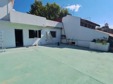 Alsina 5000, Piso 1