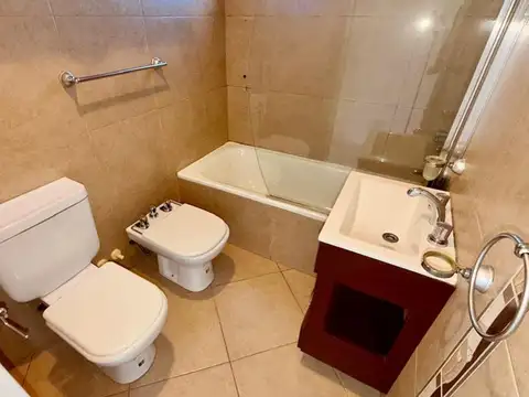Departamento en Alquiler en Lanus Este, $ 530.000