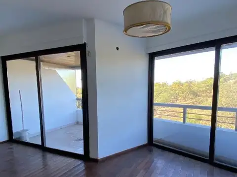 VENDO DPTO 2 DORM 2 BAÑOS CON BALCÓN