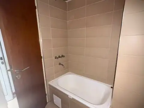 589 , Piso 1