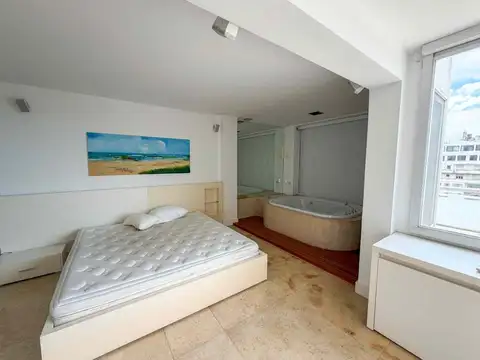 Departamento en Alquiler con 2 cocheras