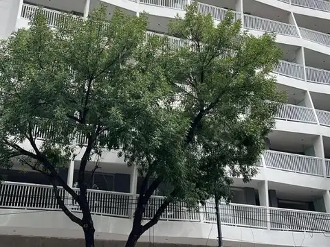 Av Independencia 1520 , Piso 1