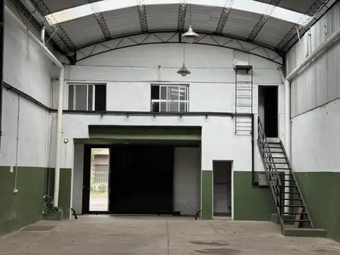 Galpon en Alquiler 10  mts Frente