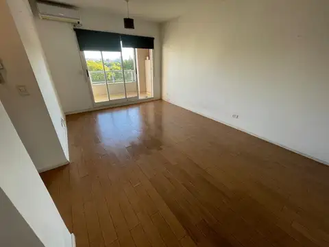 Guatemala 5000, Piso 9