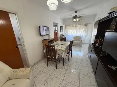 Depto Tipo Casa en Venta 25 años