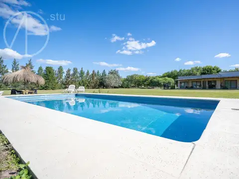 Loma Escondida, Open Door