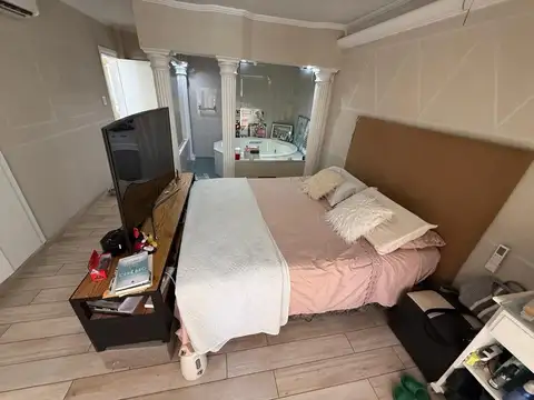 SE VENDE CASA DE 4 AMBIENTES EN LANUS