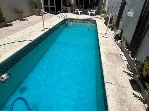 SE VENDE CASA DE 4 AMBIENTES EN LANUS