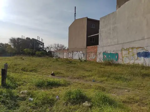 Terreno en Venta 51  mts Fondo