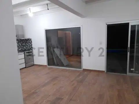 Venta de casa a estrenar 3 ambientes con piscina - Barrio cerrado Domselaar chico