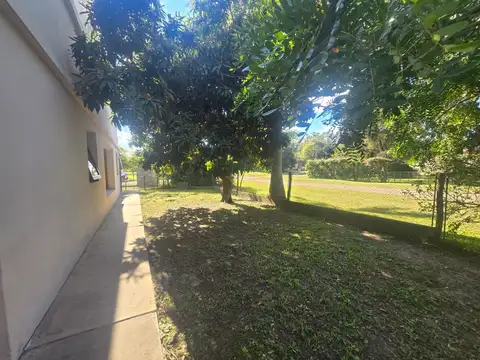 Se vende CASA en Zona Urbana Arroyo Ceibal