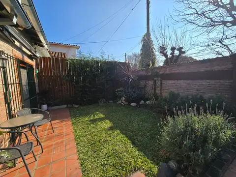 Casa en Venta con 1 cochera
