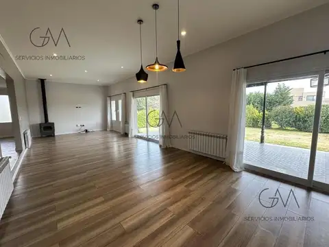 Casa en Alquiler en Arenas del Sur, USD 2.500