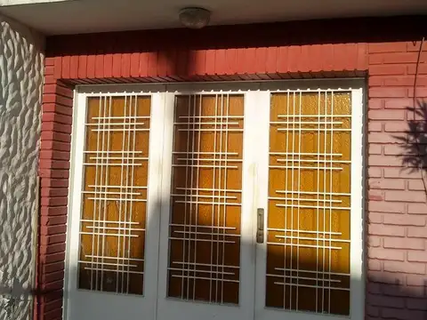 Casa en Venta en El Palomar, USD 230.000