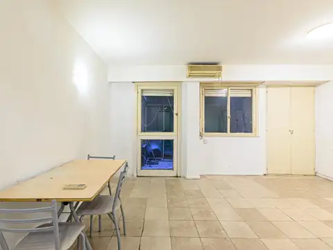 Departamento en venta Monoambiente con patio - Recoleta