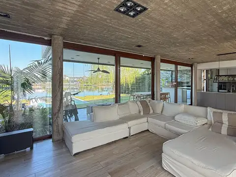 Casa en Venta al Suroeste
