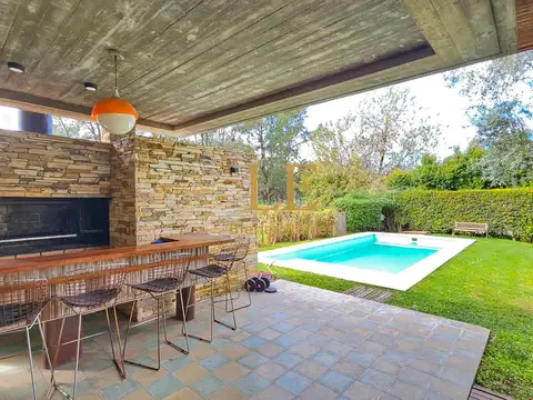 Casa en Venta al Este