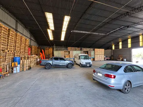 GALPON DE 750M2 EN VENTA LA PLATA