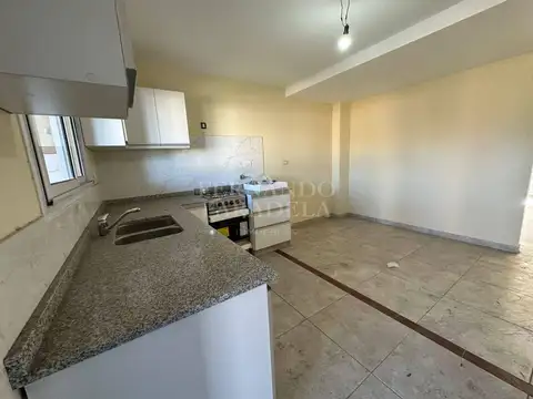 Departamento en Venta en Villa Gobernador Udaondo, USD 75.000