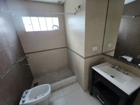 Departamento en Alquiler en Berazategui, $ 670.000