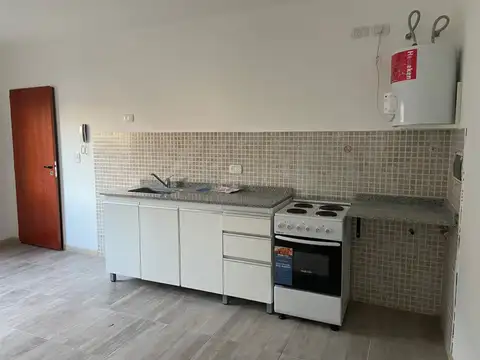 Emilio Zola 4100, Piso 1