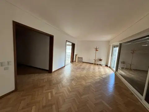 Departamento en Alquiler de 4 ambientes