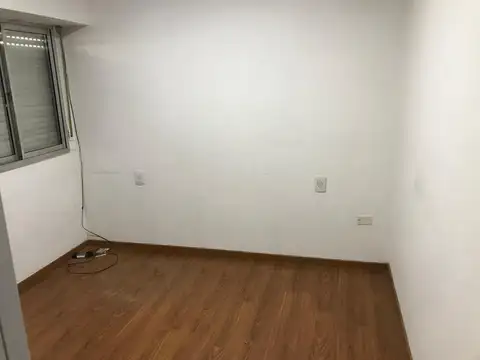 Oficina en Alquiler en Lanús Oeste, $ 1.200.000
