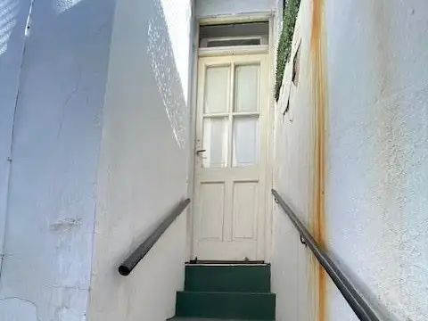 Depto Tipo Casa Monoambiente con 1 baño