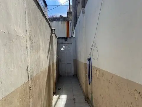 Renacimiento 2700, Piso 1