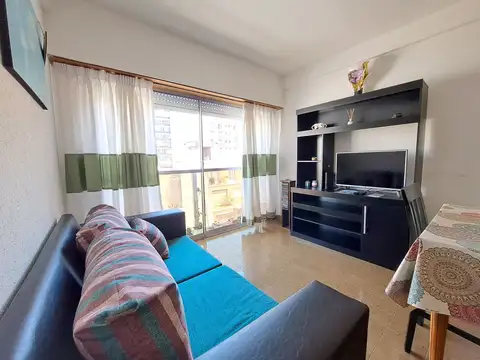 Departamento en Alquiler Temporal en Centro, $ 650.000