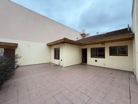 Venta PH 3 Amb con Patio - Villa Pueyrredón