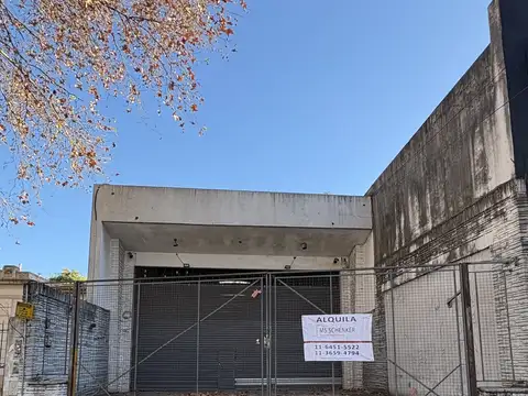 EXCELENTE DEPOSITO 485m2. 3 oficinas. 2 baños.Mataderos.ENTRADA CAMION. PLANTA LIBRE, Mixtura 3.
