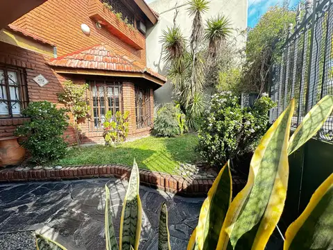 VENTA CASA LANUS GERLI COCHERA PATIO TERRAZA